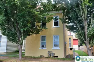 526 Prospect Ave, Bethlehem City, PA 18018 - Photo 1