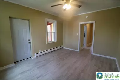 526 Prospect Avenue, Bethlehem City, PA 18018 - Photo 6