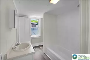 265 E Bertsch St, Lansford, PA 18232 - Photo 20