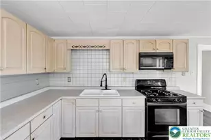 265 E Bertsch St, Lansford, PA 18232 - Photo 28
