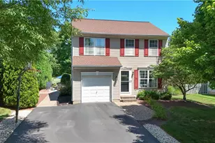 4118 Maria Ln, Hanover Twp, PA 18017 - Photo 2