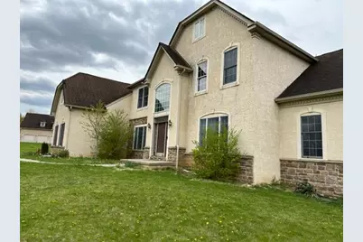 120 Fox Run, Easton, PA 18042 - Photo 1