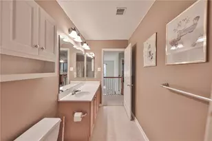 138 Clover Hollow Rd, Palmer Twp, PA 18045 - Photo 16