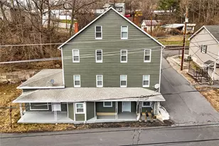 2269 Pennsylvania Ave, Lower Mt Bethel Twp, PA 18013 - Photo 2