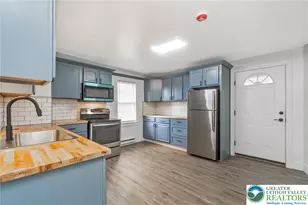 2269 Pennsylvania Ave, Lower Mt Bethel Twp, PA 18013 - Photo 4