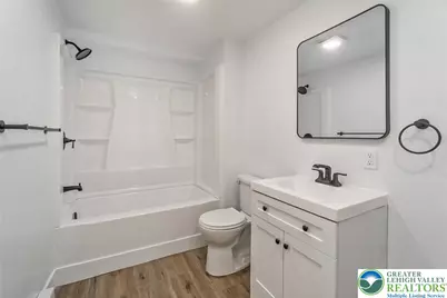 2269 Pennsylvania Avenue, Lower Mt Bethel Twp, PA 18013 - Photo 10