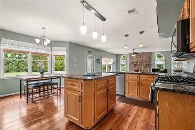 4480 Jasmine Drive, Bethlehem Township, PA 18020 - Photo 6