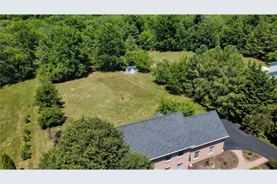 365 Winter Springs Road, Bushkill Twp, PA 18064 - Photo 10
