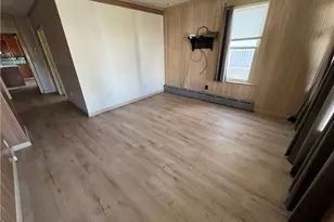 250 N 4th St, Lehighton, PA 18235 - Photo 2