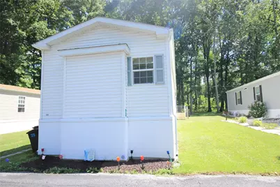 8220 Airport #25, East Allen Township, PA 18067 - Photo 2