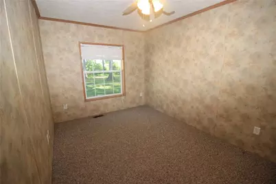 8220 Airport #25, East Allen Township, PA 18067 - Photo 12