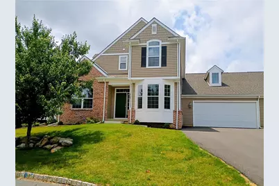 868 Veneto Court, Forks Twp, PA 18040 - Photo 2