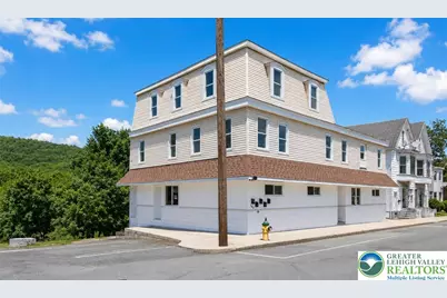 149 W Ridge Street, Lansford, PA 18232 - Photo 2