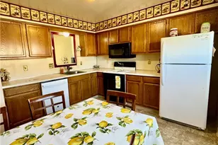324 W 2nd St, Alburtis Boro, PA 18011 - Photo 14