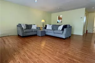 324 W 2nd St, Alburtis Boro, PA 18011 - Photo 6