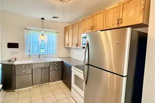 23 Schoeneck Ave, Upper Nazareth, PA 18064 - Photo 8
