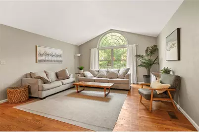 4599 Pleasant View Drive, Upper Saucon Township, PA 18036 - Photo 4
