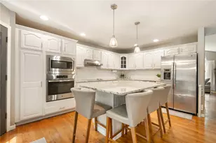 4599 Pleasant View Dr, Upper Saucon Township, PA 18036 - Photo 10
