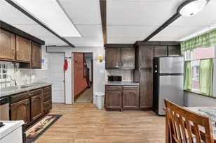 603 N Clewell St, Fountain Hill Boro, PA 18015 - Photo 12