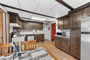 603 N Clewell St, Fountain Hill Boro, PA 18015 - Photo 14