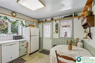 429 Beechwood St, Emmaus Boro, PA 18049 - Photo 12