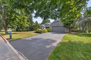 1665 Lamplighter Dr, Lower Macungie Township, PA 18062 - Photo 22