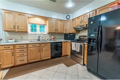 2442 Lisa Lane, Allentown City, PA 18104 - Photo 10
