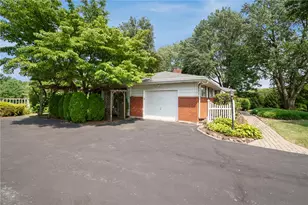 9237 Newtown Rd, Upper Macungie Township, PA 18031 - Photo 32