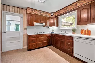 9237 Newtown Rd, Upper Macungie Township, PA 18031 - Photo 8