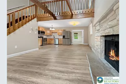 854 Lower Mountain Drive, Chestnuthill Twp, PA 18330 - Photo 2