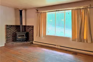 700 View Dr, Lehigh Township, PA 18088 - Photo 16