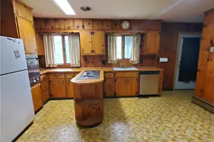 9 E North St, Summit Hill, PA 18250 - Photo 8