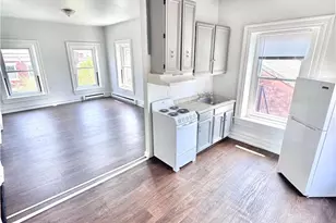 122 N Eighth St, Allentown City, PA 18101 - Photo 2