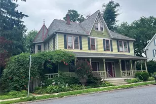 18 W Center St, Nazareth, PA 18064 - Photo 1
