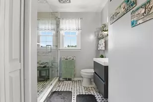 7353 E Hillcrest Ln, Slatington Boro, PA 18080 - Photo 18