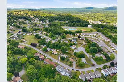 7353 E Hillcrest Lane, Slatington Boro, PA 18080 - Photo 38