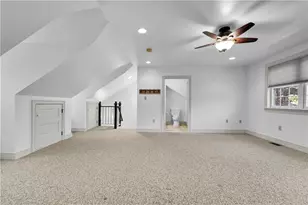2408 Applewood Dr, South Whitehall Township, PA 18069 - Photo 20