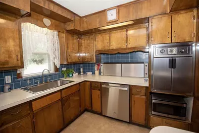 706 Stones Crossing, Palmer Twp, PA 18045 - Photo 10