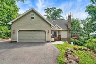 50 Flagler St, Williams Township, PA 18042 - Photo 1
