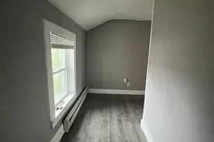 44 Mauch Chunk St, Tamaqua, PA 18252 - Photo 2