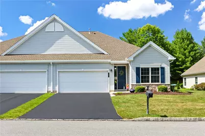 46 Glenmoor Circle N, Palmer Twp, PA 18045 - Photo 1