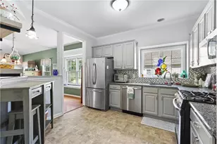 46 Glenmoor Cir N, Palmer Twp, PA 18045 - Photo 14
