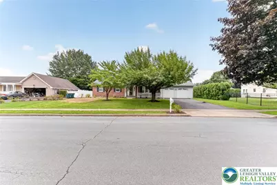 2694 Peggy Street, Easton, PA 18045 - Photo 2