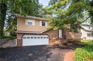 707 W State St, Coopersburg Boro, PA 18036 - Photo 1