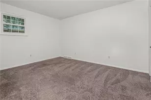 707 W State St, Coopersburg Boro, PA 18036 - Photo 12