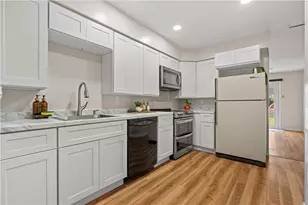 52 Willow St, Macungie Boro, PA 18062 - Photo 12
