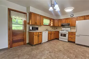 2529 Ringhoffer Rd, Lower Saucon Township, PA 18055 - Photo 6