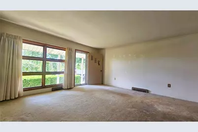 2529 Ringhoffer Road, Lower Saucon Township, PA 18055 - Photo 4