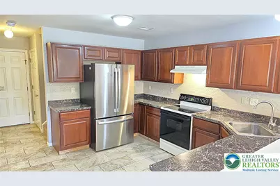 6668 Pioneer Drive, Lower Macungie Township, PA 18062 - Photo 10