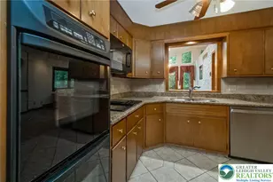 1328 Russett Rd, Upper Macungie Township, PA 18104 - Photo 14
